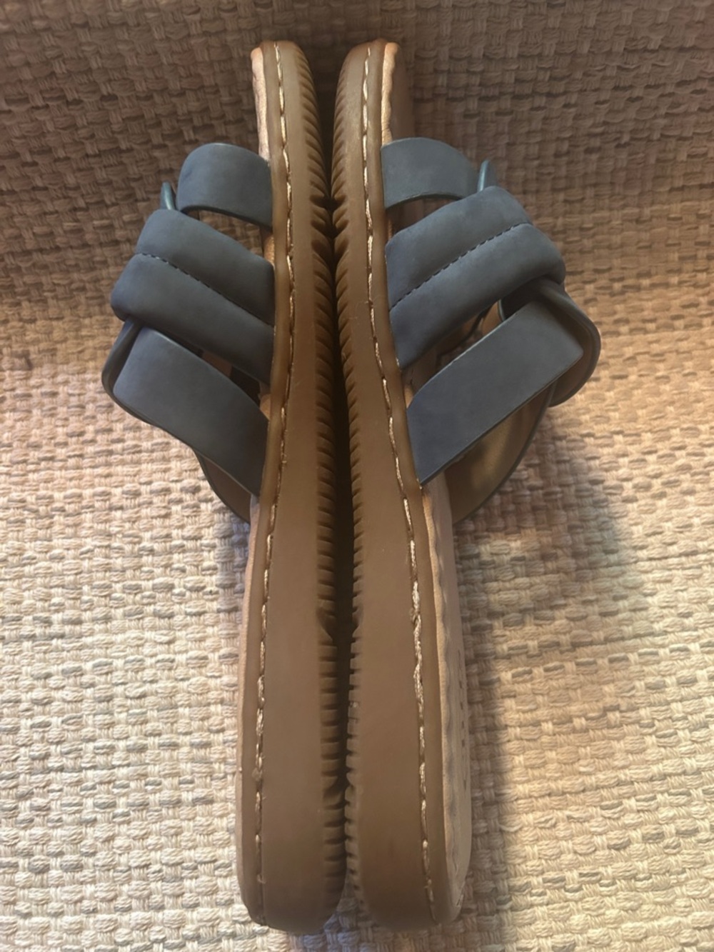 Cliffs by WHITE MOUNTAIN Women's Dark Blue Braided Slide Sandals - Picture 3 of 6